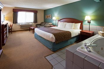 Americinn Hotel & Suites Chippewa Falls
