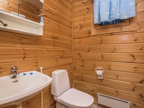 Holiday Home Aurinkorinne