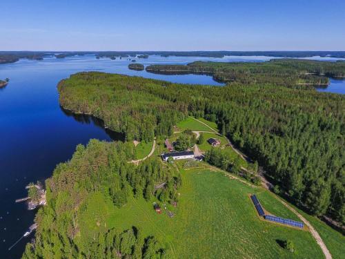 Holiday Home Aurinkorinne