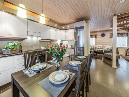 Holiday Home Villanoora B
