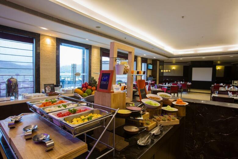 Hotel Golden Tulip Chandigarh, Panchkula