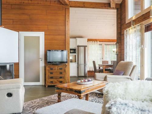 Holiday Home Livont�hti