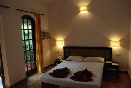 Hotel Sea Breeze Beach Resort Candolim, Goa