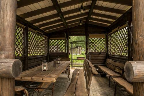 Hostal Usadba Domik V Pushche