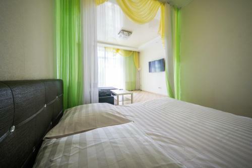 Apartment Near Lenin Square