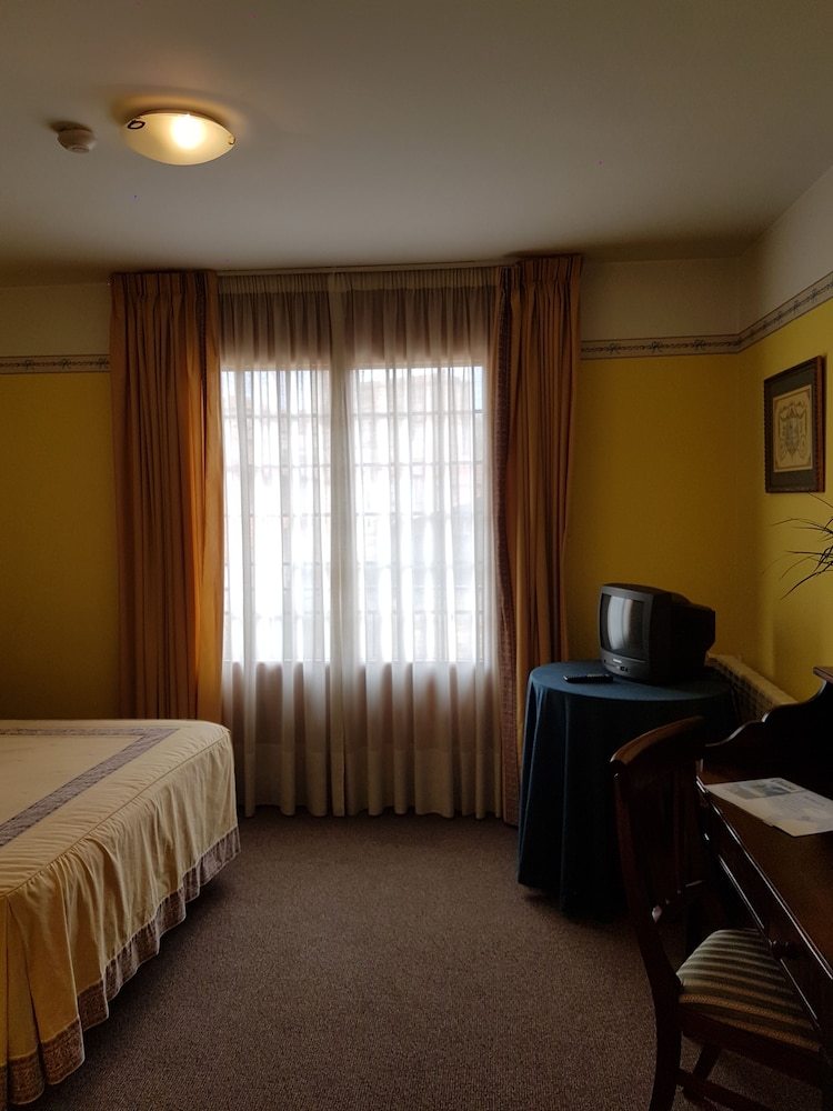 Albergue Hotel-residencia Alvargonz�lez