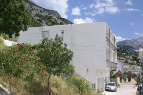 Apartments By The Sea Pisak (omis) - 2742