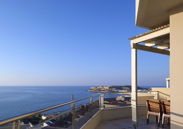 Hotel Macaris