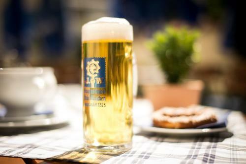 Hotel-gasthof H�ttl