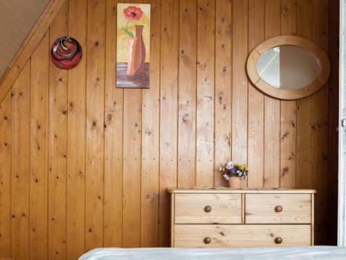 Quaint Holiday Home With Private Balcony In Trusetal