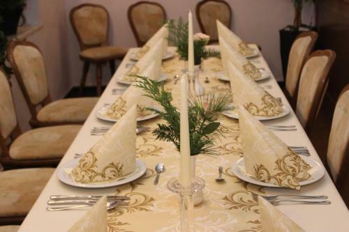 Hostal Gasthof Und Pension Frankenthal