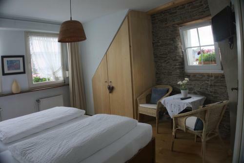 Hostal Weinhaus Moselsch�nke
