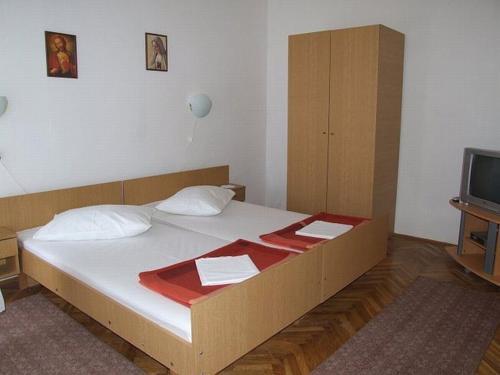Holiday Home Apartment Antika I
