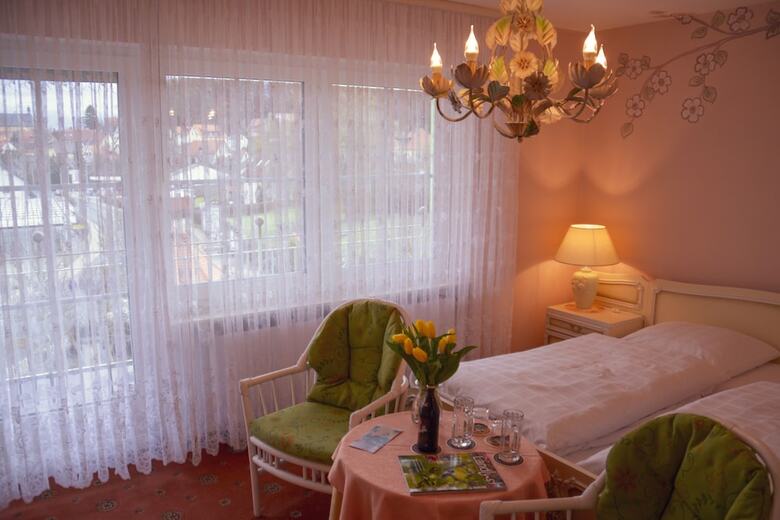 Hostal Hotel Garni Regina