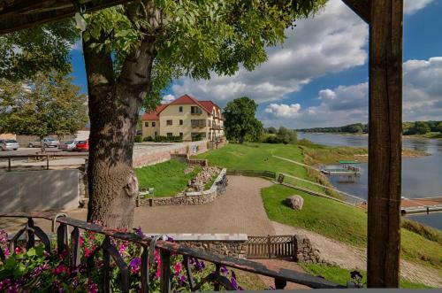 Hostal Elbterrassen Zu Brambach