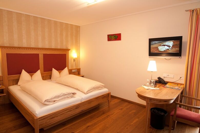Hotel & Gasthof L�wen