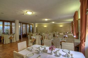 Hotel Fortezza (.)