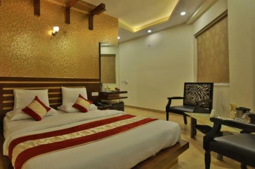 Hotel Knk International