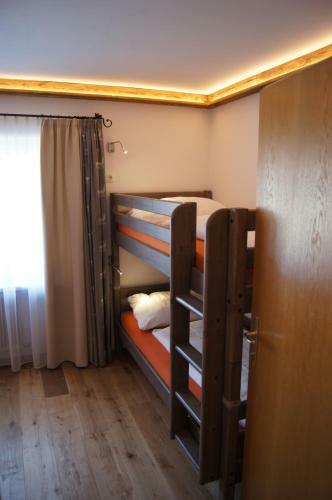 Hostal Tennenwirt Guesthouse