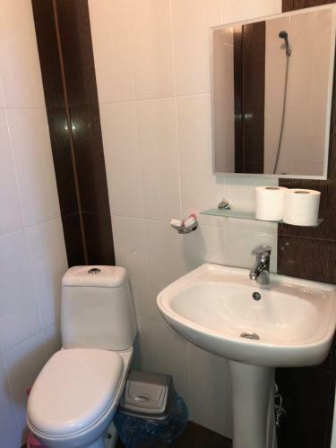 Hostal Guest House Zura