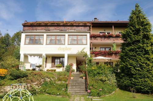 Hostal Genie�erpension Dopler - Zur Sch�nen Au