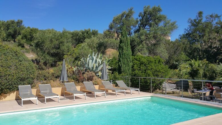 Hotel Cala Di L'oru