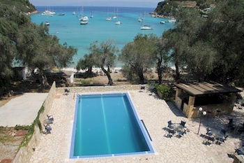 Amfitriti Hotel & Studios