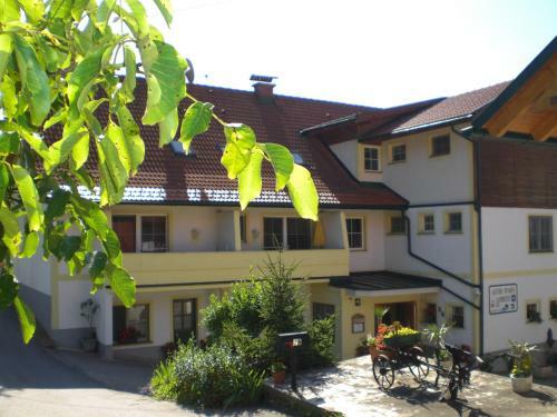 Hostal Gasthof Pension Lamprecht