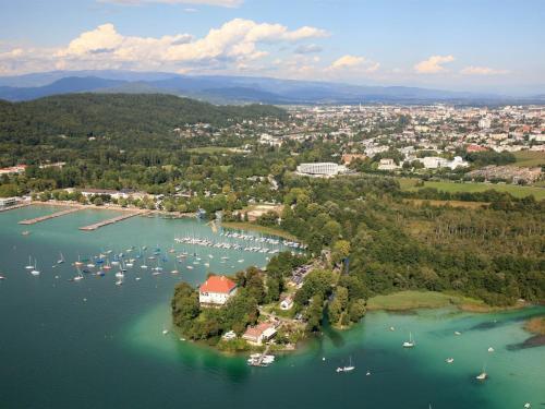 Holiday Home Bauer Bad St. Leonhardkalchberg