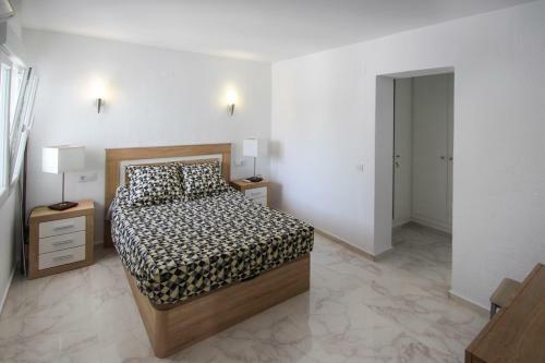 Fanadix Villa Sleeps 8 Pool Air Con Wifi