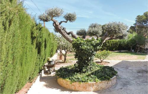 Three-bedroom Holiday Home In L'ametlla De Mar