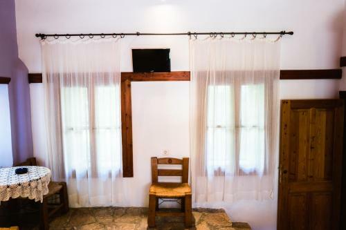 Bed & Breakfast Karnayo