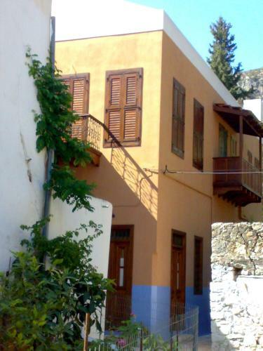 Bed & Breakfast Karnayo