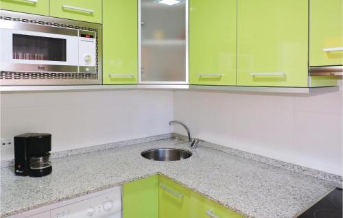 Two-bedroom Apartment In Miami Platja