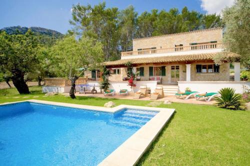 Pollenca Villa Sleeps 10 Pool Air Con Wifi
