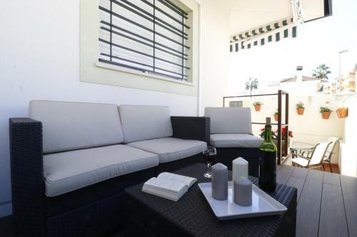 Summerland Apartments Rota