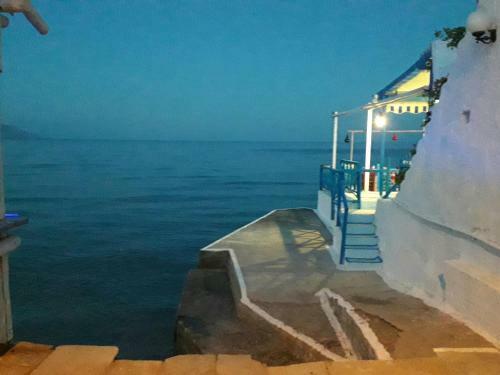 Hostal Marialena Pension
