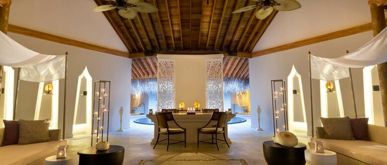 Hotel Dusit Thani Maldives