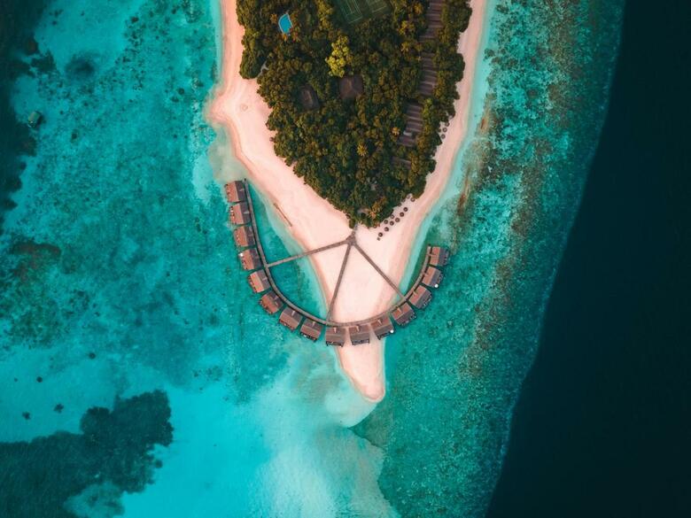 Hotel Reethi Beach Resort