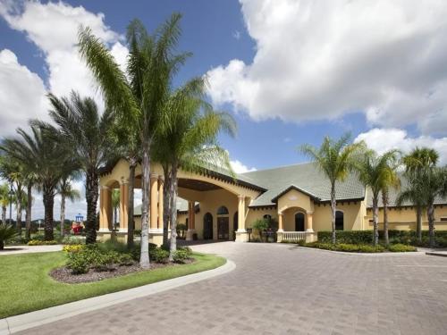 Lovely Paradise Palms 4 Bed 3 Bath Town Home