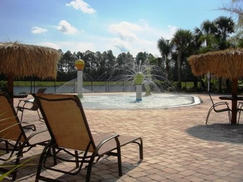 Lovely Paradise Palms 4 Bed 3 Bath Town Home