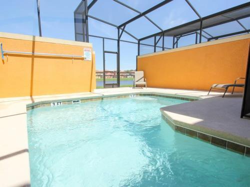 Lovely Paradise Palms 4 Bed 3 Bath Town Home