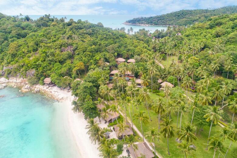Hotel Haadtien Beach Resort