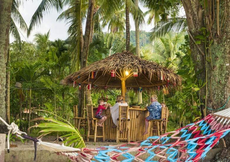 Hotel Baan Mai Cottages And Restaurant