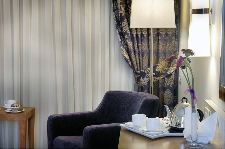Tugcu Hotel Select