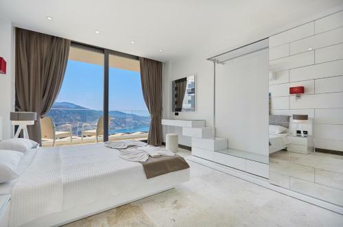 Villa Unlimited