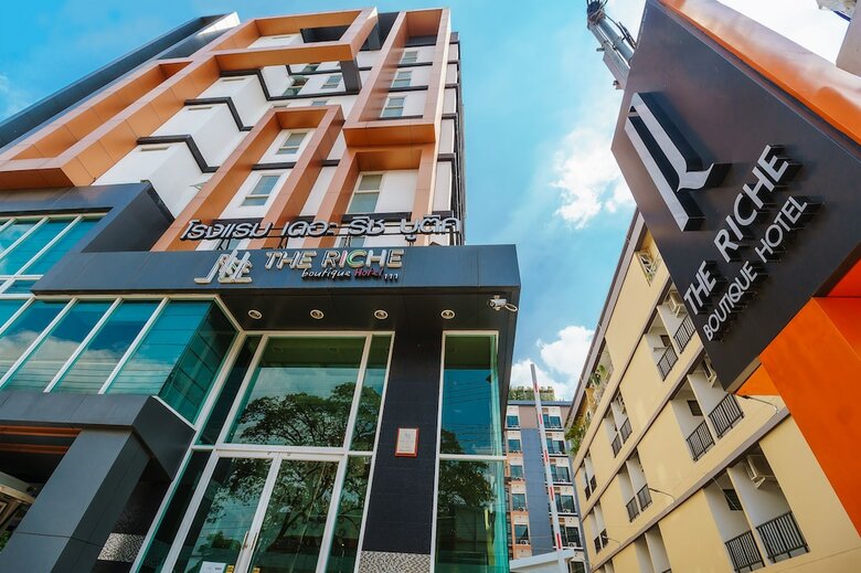 Hotel The Riche Boutique