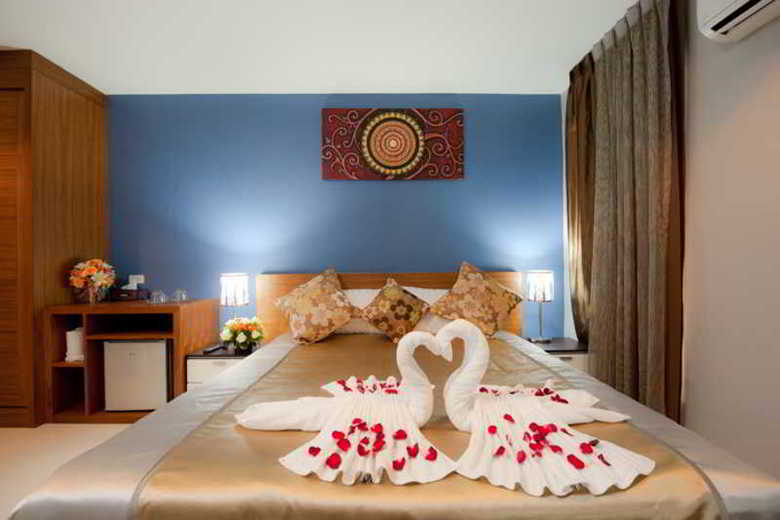 Rama Kata Beach Hotel