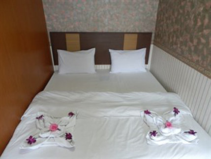 Tara Lake Airport Hotel