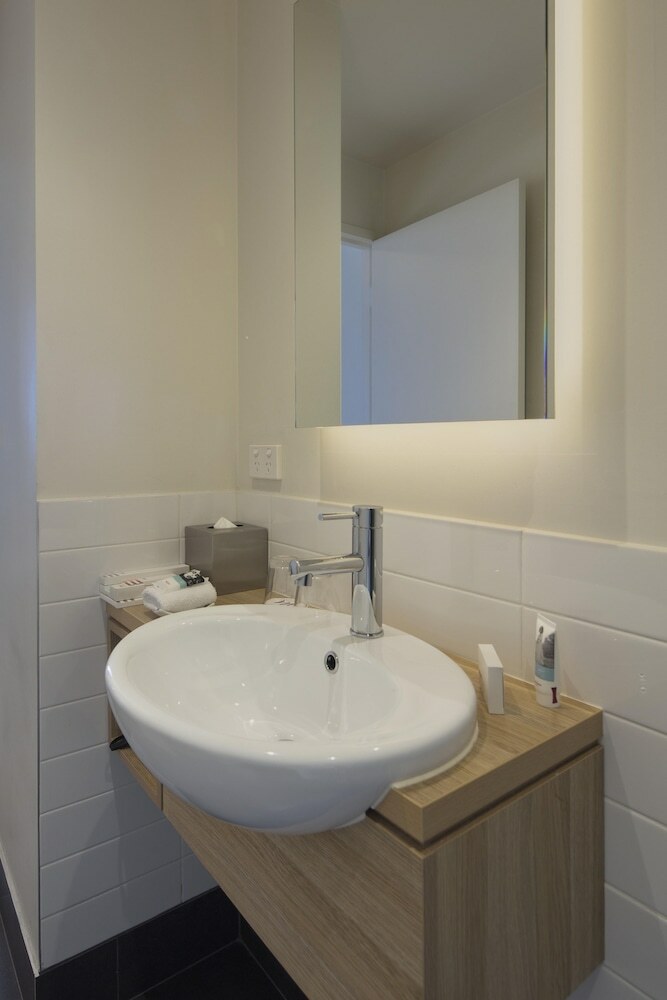 Hotel Mercure Melbourne Therry Street